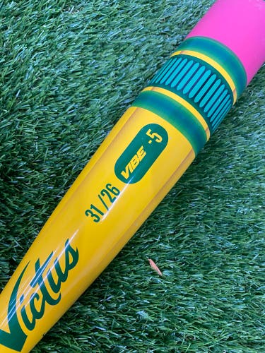 Victus Pencil (2 3/4") USSSA Bat 2024 (-5)