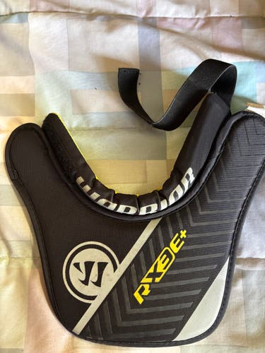 Warrior  RX3E+ Clavicle  & Neck Protector Size Senior (Used)