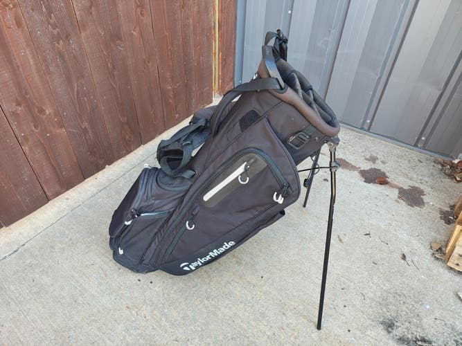 Taylormade Flex Tech 4 Way Dual Strap Golf Stand Bag Black/White w Raincover
