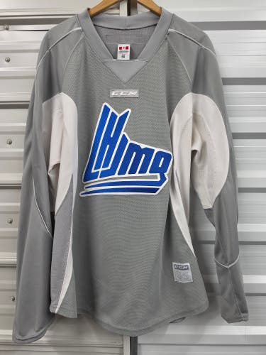 Gray Size 56 CCM LHJMQ Practice Jersey (Used)