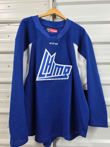 Blue Size 54 CCM LHJMQ Practice Jersey (Used)
