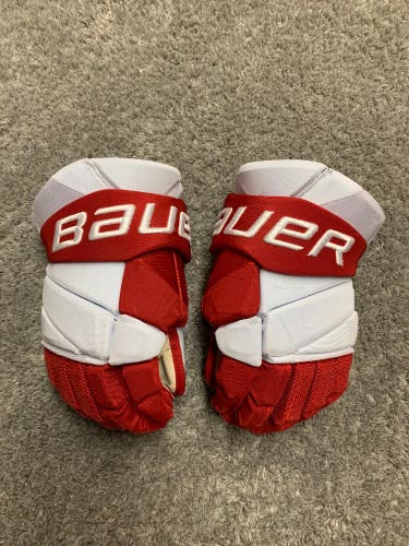 Bauer Vapor Hyperlite Pro Stock Custom Hockey Gloves 14" BU Terriers #57 Used