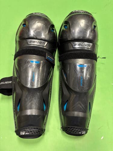 Senior Bauer Vapor Volt Shin Pads 15"