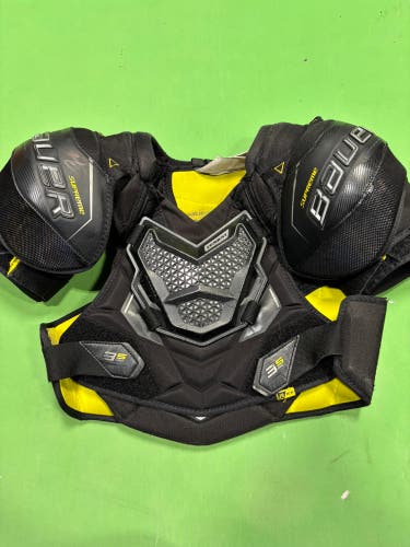 Medium Junior Bauer Supreme 3S Pro Shoulder Pads
