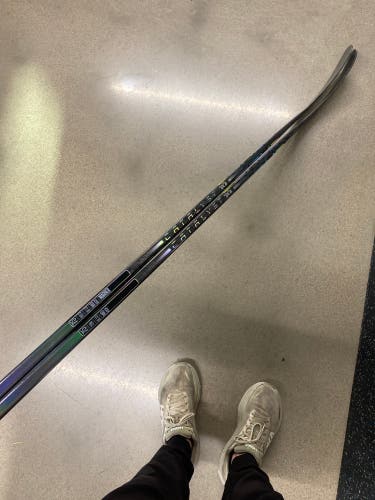 Senior True Catalyst 7x3 Right Handed Hockey Stick T92.5 75 Flex (New)