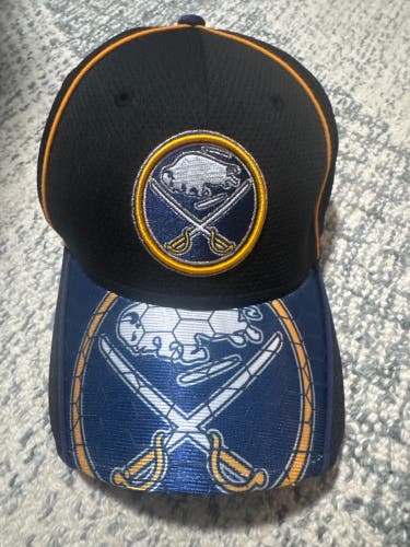 Buffalo Sabers Hat!