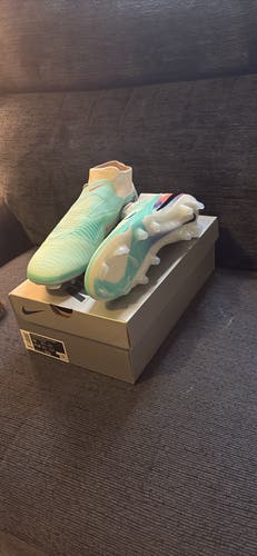 Blue Men's Size M 10.0 (W 11.0) Nike Phantom 6 Elite Detachable Cleats Cleats (New)