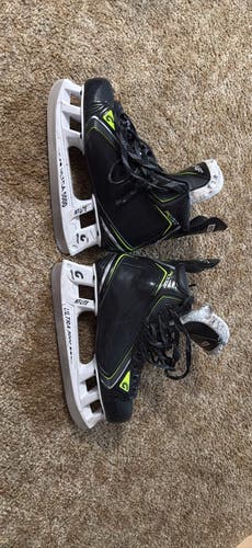Graf PeakSpeed PK4700 Hockey Skates Regular Width 8.5 (Used)