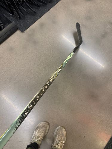 Senior True Catalyst 3X3 Left Hand Hockey Stick T92.5 75 Flex (New)