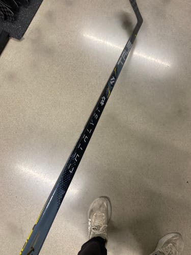 Senior True Catalyst 3X3 Left Hand Hockey Stick T92.5 65 Flex (New)