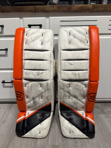 33" Warrior Ritual GT Goalie Leg Pads (Used)