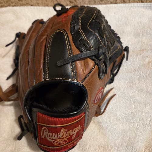 Rawlings RH Infield/Outfield Premium Series Baseball/Softball Glove 12" Game Ready