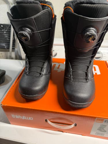 Women's Size W 8.0Thirty Two STW Double BOA Snowboard Boots (Used)