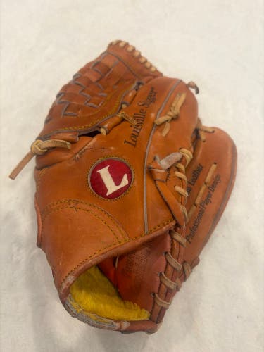 Louisville Slugger 125 Series RH Baseball Glove 13" (Used)