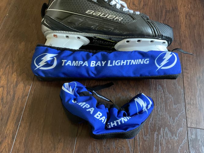 NHL Pro Stock Tampa Bay Lightning Skates soakers/guards