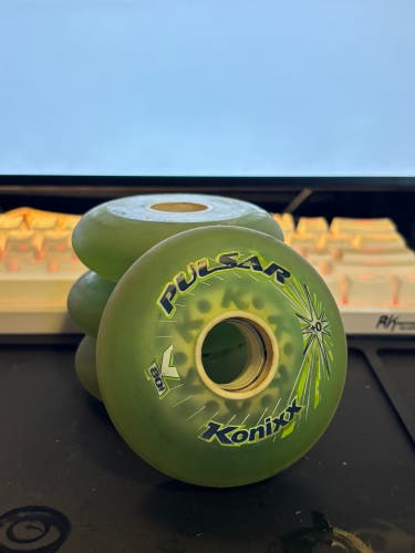 Konixx Pulsar 80mm Wheels (Used)