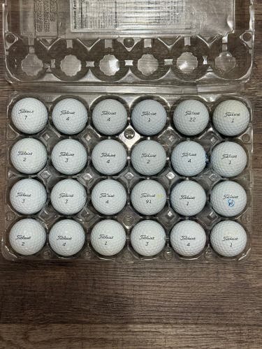 24 Titleist Pro V1 Golf Balls - 5A MINT CONDITION ONLY