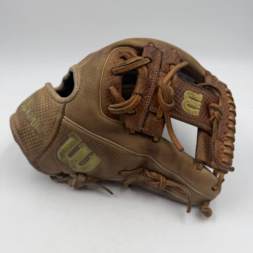 Wilson A2000 1786 11.5 Infield Baseball Glove