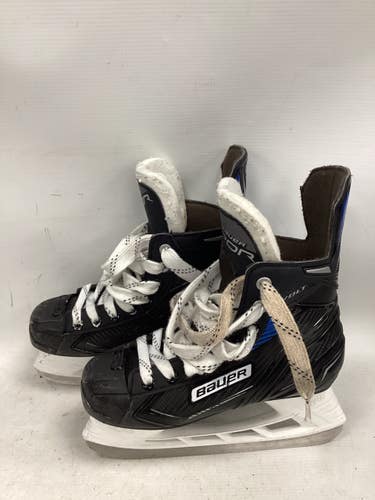 Used Bauer VOLT Junior Hockey Skate Junior 04 11851-S000053519