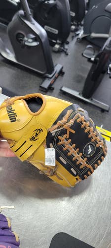 Used Franklin 12 BB/SB Glove RH Throw None 12" 11497-C000162061