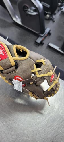 Used Rawlings 10.5 BB/SB Glove RH Throw Brown 10 1/2" 11497-C000162059