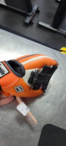 Used Franklin 9.5 BB/SB Glove RH Throw Orange 9 1/2" 11497-C000162054