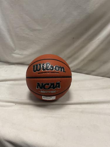 Used Wilson Basketball Youth Indoor 27 1/2" 11490-S000277880
