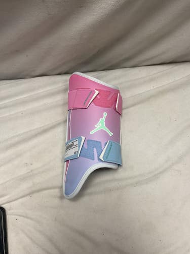 Used Jordan BB/SB Shin/Foot Protector Pink 11490-S000277913