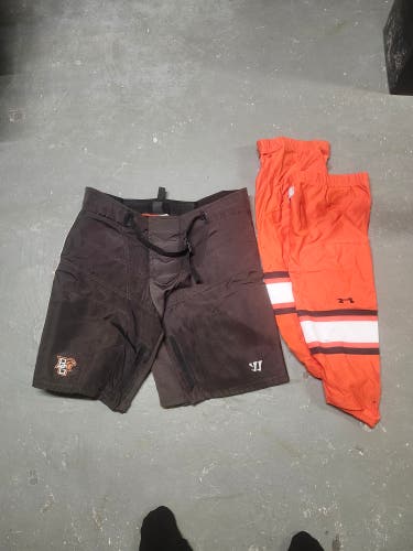 Bowling Green Warrior Shell w/matching socks Large