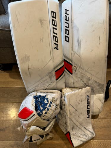 Bauer Supreme Goalie Set – S27 Senior Small Pads + S29 INT Glove & Blocker