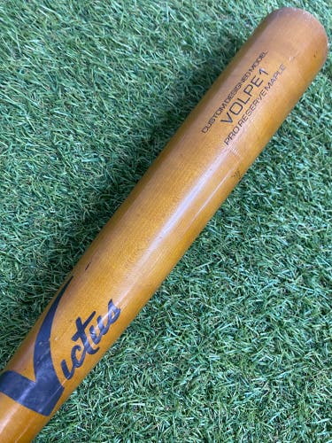 Victus Pro Reserve VOLPE1 Maple Wood