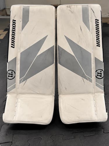 20" 2025 Warrior Ritual G7 RTL Goalie Leg Pads (Used)