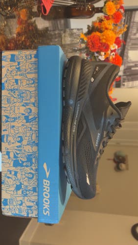 Black Men's Size M 10.0 (W 11.0) Adult Brooks Adrenaline GTS 23 Shoes (New)
