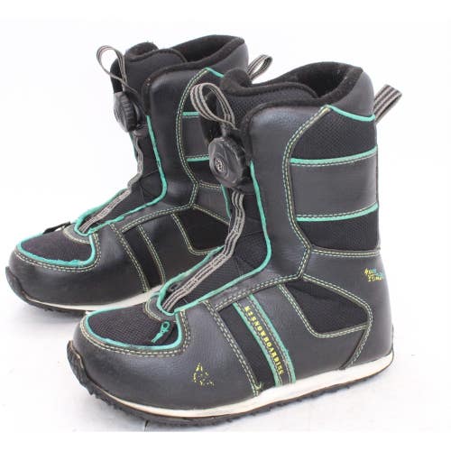 K2 Mini Turbo BOA Junior Snowboard Boots - Size 2 / Mondo 20 Used