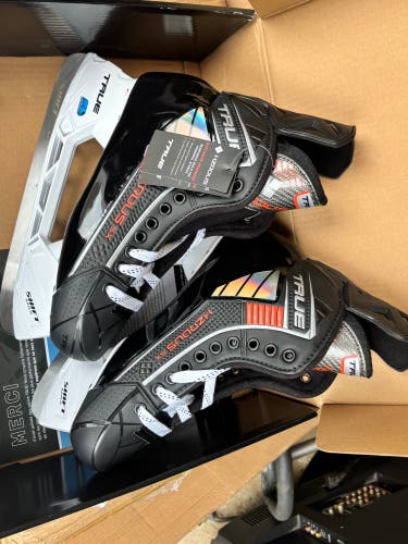 2023 True HZRDUS 5x Hockey Skates