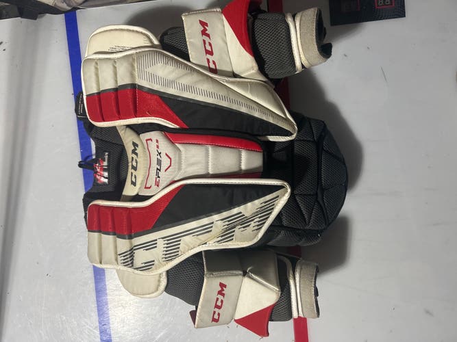 Small / Medium 2023 CCM EFlex 5.5 Goalie Chest Protector (Used)