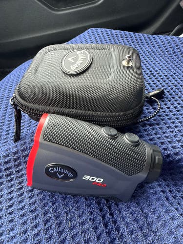 Used Callaway 300 Pro Laser Golf Rangefinder w/ Slope + Carrying Case