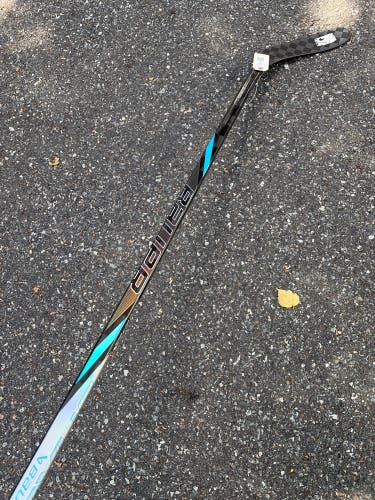 Junior Bauer Nexus Tracer Hockey Stick Right Handed P28 40 Flex (Used)