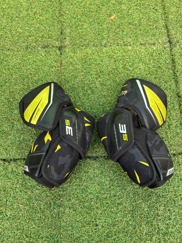 Junior Medium Bauer Supreme 3S Elbow Pads (Used)
