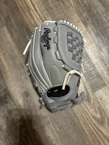 Rawlings Gg elite RH Softball Glove 12" (New)