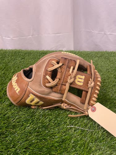 Wilson A2000 SC86 RH Baseball Glove | 11.5"
