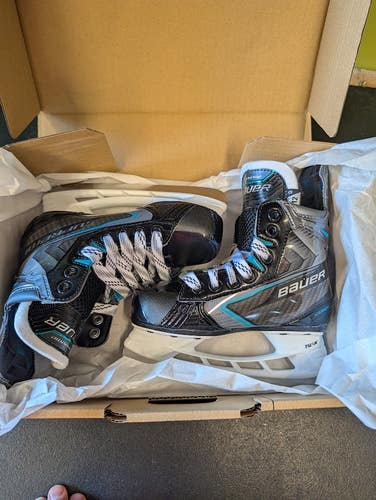 Bauer Supreme Comp Hockey Skates Wide 12Y (New)