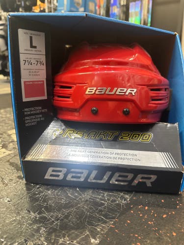 Large Bauer Re-Akt 200 Helmet (New)