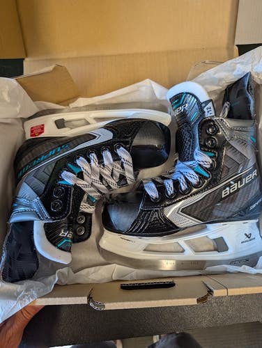 Bauer Supreme Ignite Pro Hockey Skates Wide 12Y (New)