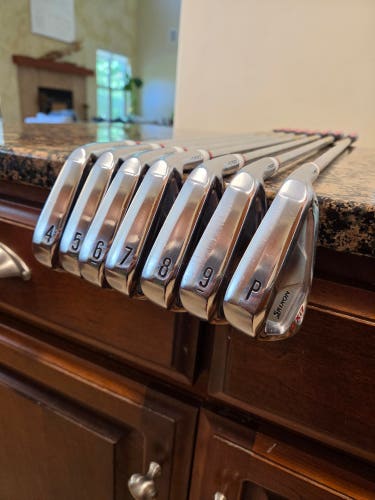 2025 Srixon ZXi7 Right Handed Iron Set Extra Stiff Flex 37.5" (Used)