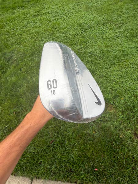 Nike Victory Red VR Forged Lob Wedge 60 / 10 Project X Rifle Stiff