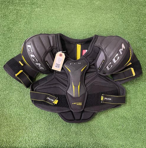 Large Junior CCM Vector Pro Shoulder Pads (Used)