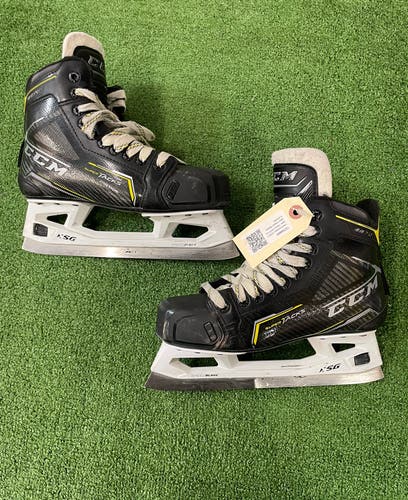 Intermediate CCM Super Tacks 9370 Hockey Goalie Skates 6 (Used)