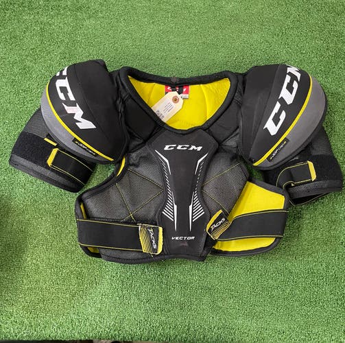 Medium Senior CCM Vector Shoulder Pads (Used)