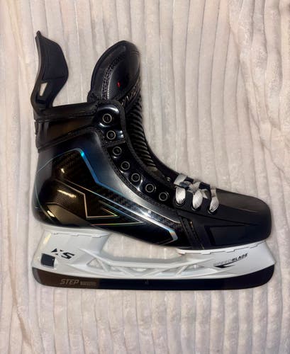 Black CCM Vizion Player Pro Hockey Skates Regular Width 10 (New)